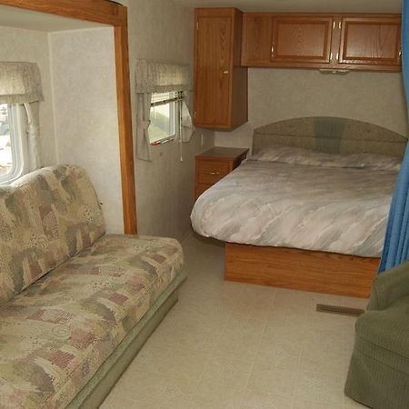 Crescent Bar Camping Resort Studio Cabin 1 Trinidad Εξωτερικό φωτογραφία